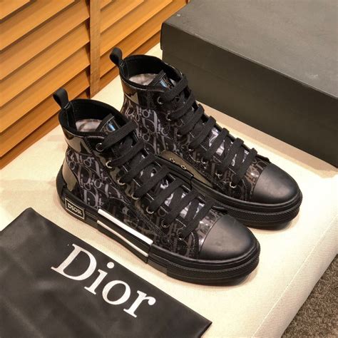 precio tenis dior hombre|shoes dior men.